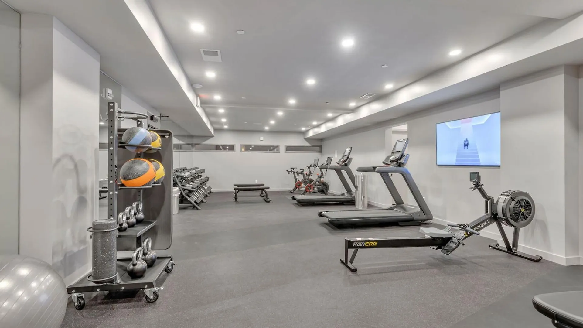 Walk To Broadway, Pool, Gym, Parking At Cowboys & Playboys In Downtown Nashville 0*,  United States