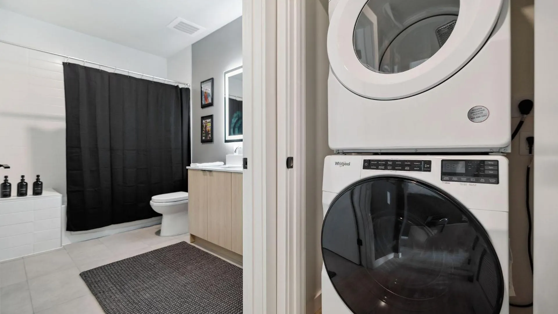 Walk To Broadway, Pool, Gym, Parking At Cowboys & Playboys In Downtown Nashville 0*,