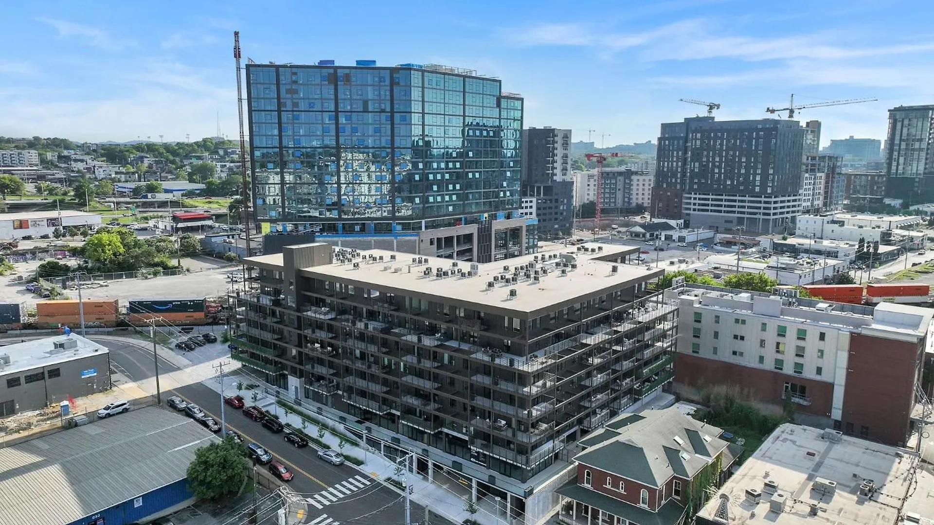 Walk To Broadway, Pool, Gym, Parking At Cowboys & Playboys In Downtown Nashville 0*,  United States
