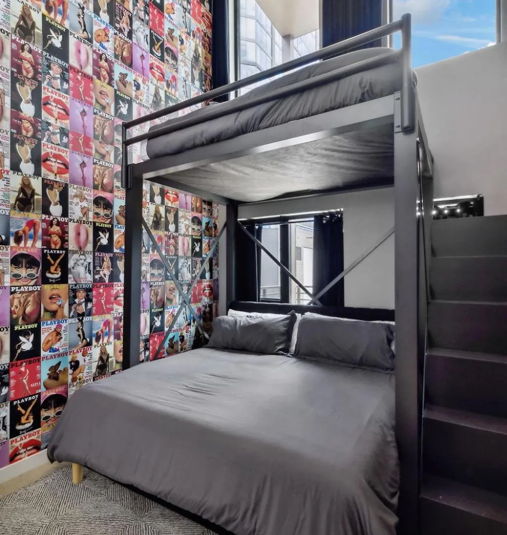 Apartment Walk To Broadway, Pool, Gym, Parking At Cowboys & Playboys In Downtown Nashville